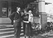 August Mugge  wife with my dad 1922
